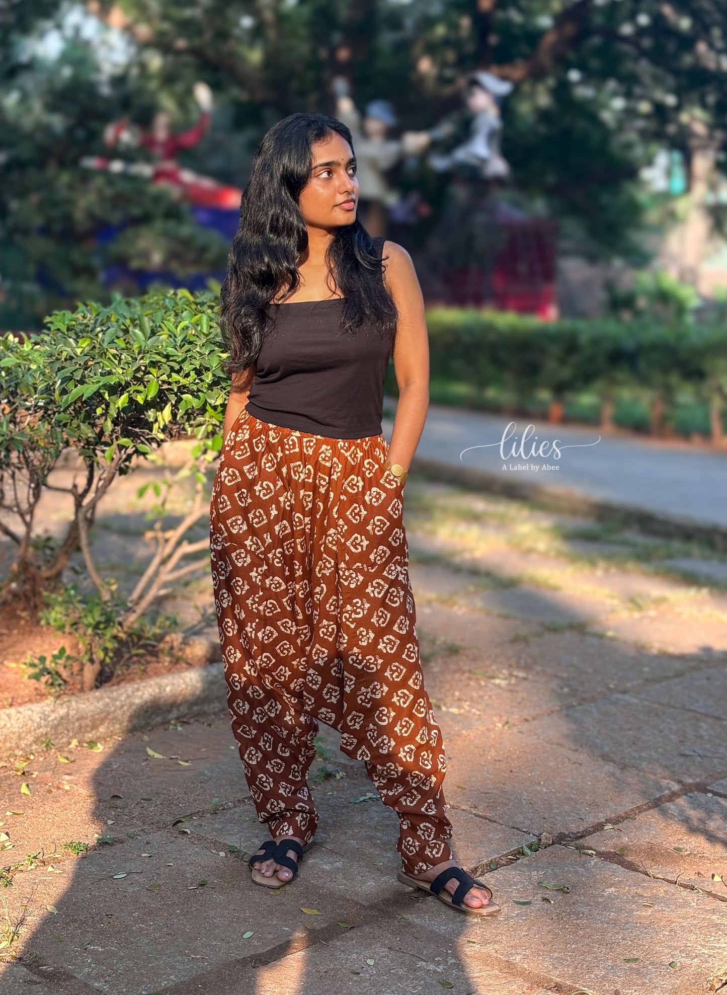 Terra Flow Harem Pant - Lilies