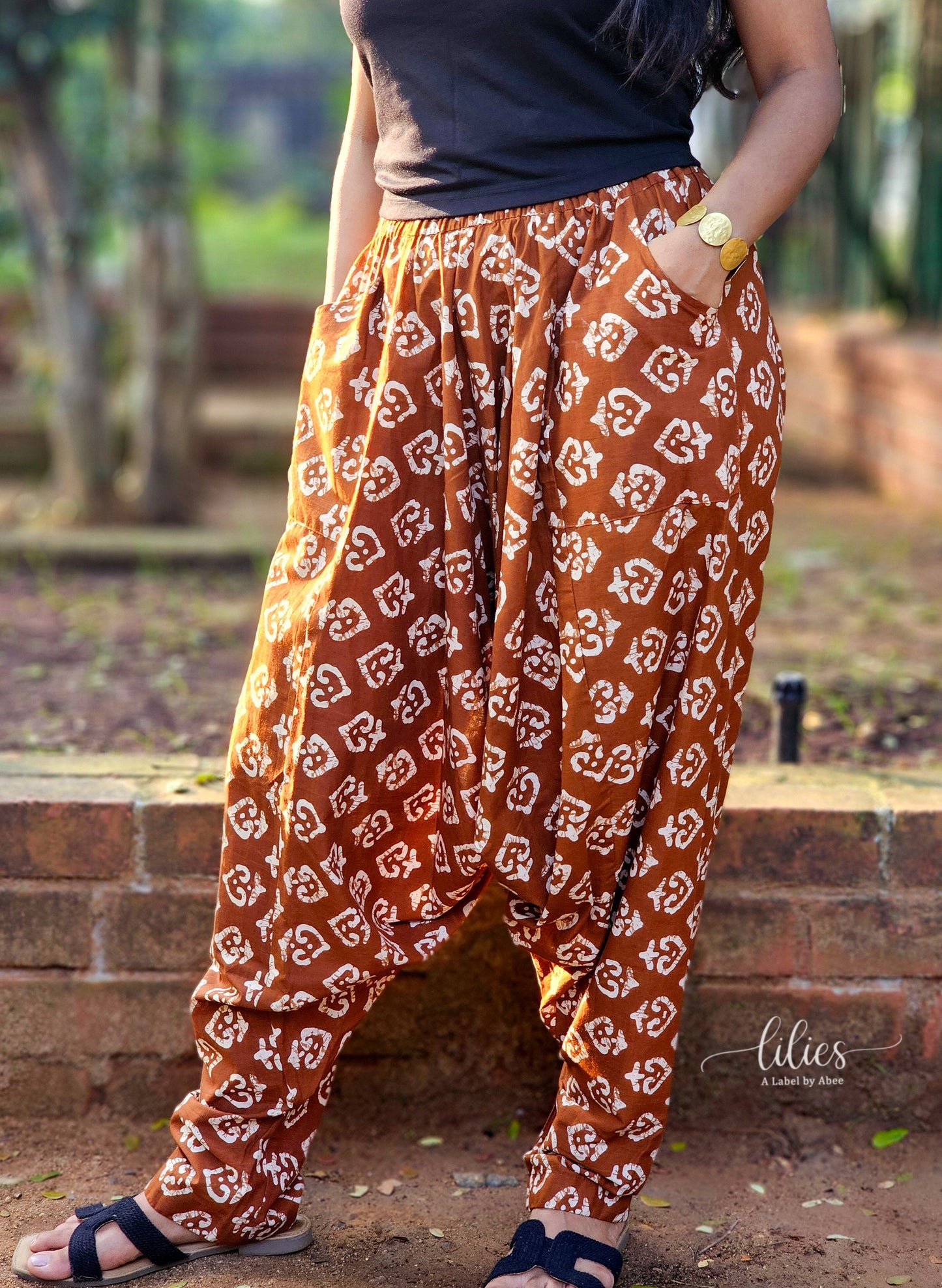 Terra Flow Harem Pant - Lilies