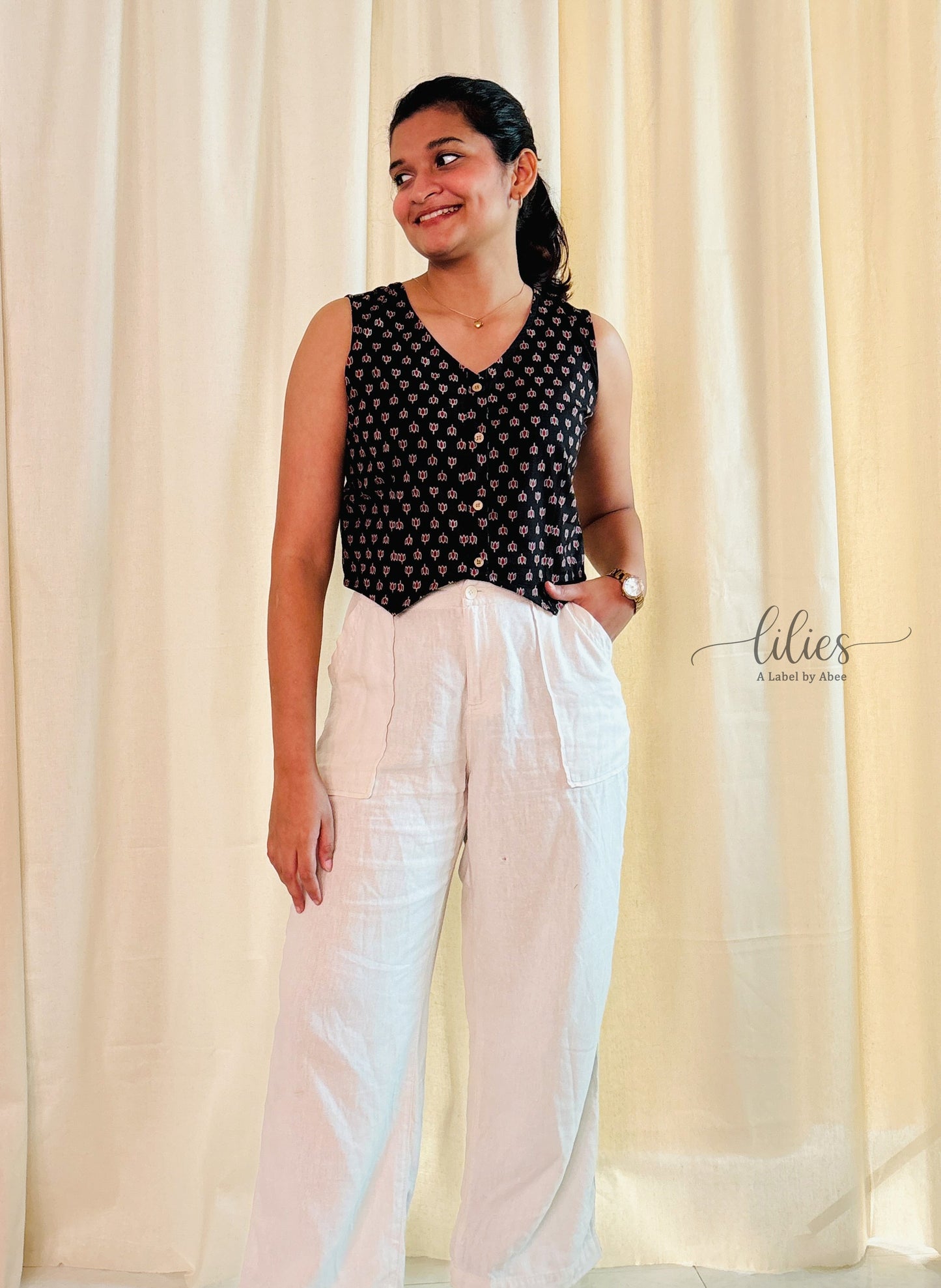 Zoya Vest Top - Lilies