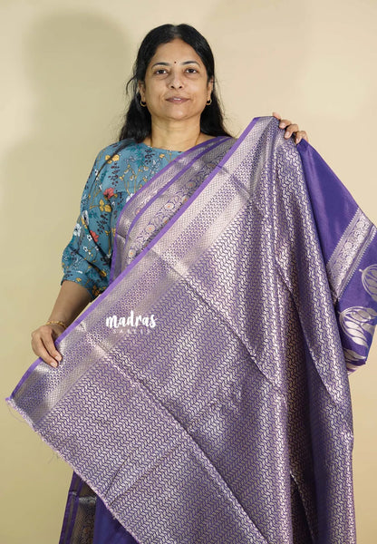 Lavender Purple - Durga banarasi mashru silk with antique zari border and buttas - Madras Sarees
