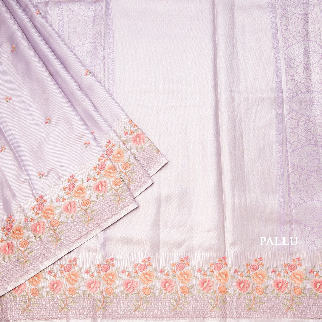 Fancy Silk Lavender Stylish Thread Work Saree 02