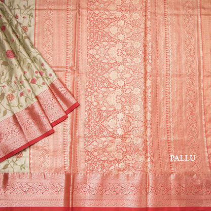 Fancy Silk Green Stylish Thread Work Saree With Zari Border 02