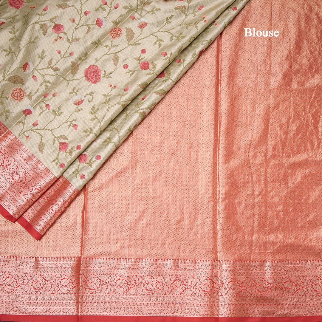 Fancy Silk Green Stylish Thread Work Saree With Zari Border 02