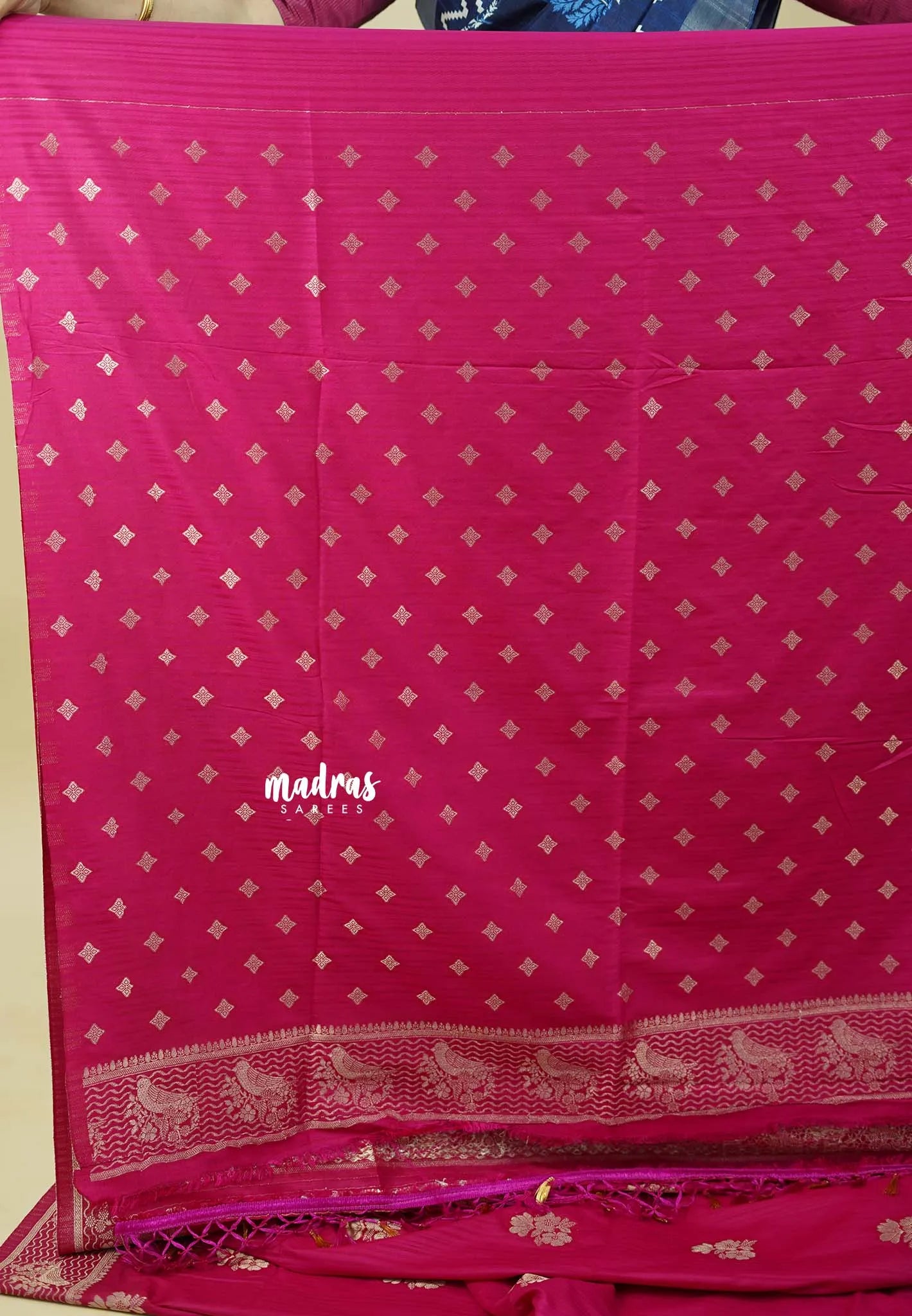 Queen's Pink - Madhuram - Soft Matka silk with Grooves Body with Bird weaving Border - Madras Sarees