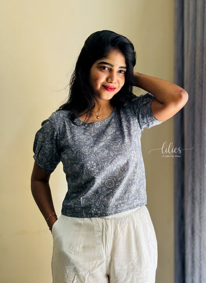 Silver Meadow Crop Top - Lilies