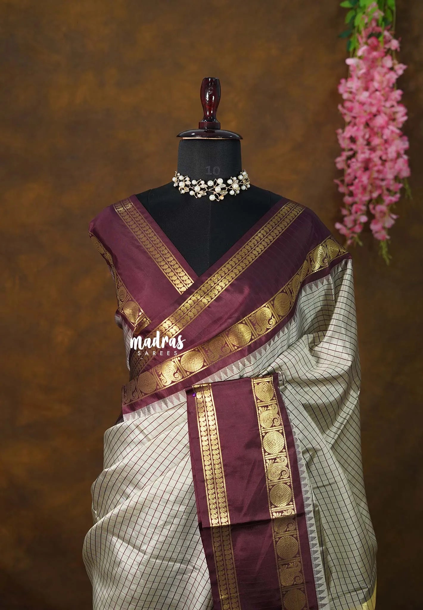 Dove Grey - Sico Gadwal Semi Silk Checks with Traditonal Rudraksham Border - Best for Wedding Functions - Madras Sarees