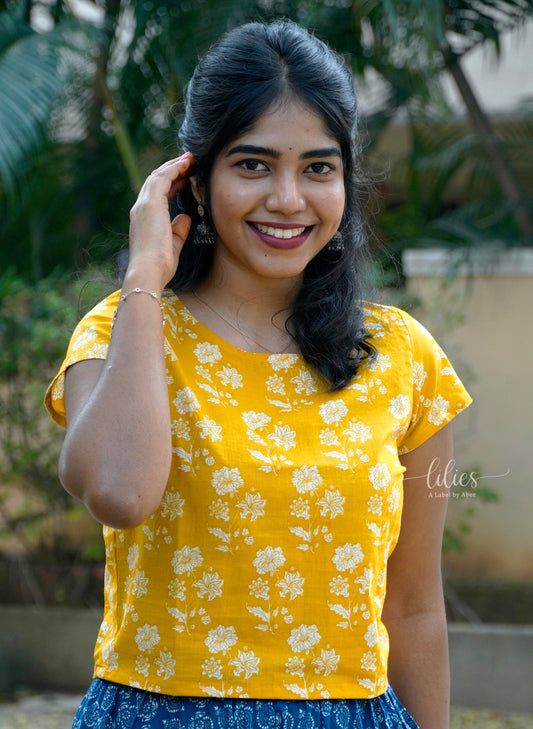 Sun Tide Crop Top - Lilies