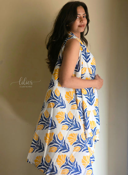 Sunleaf Longline Shrug - Lilies