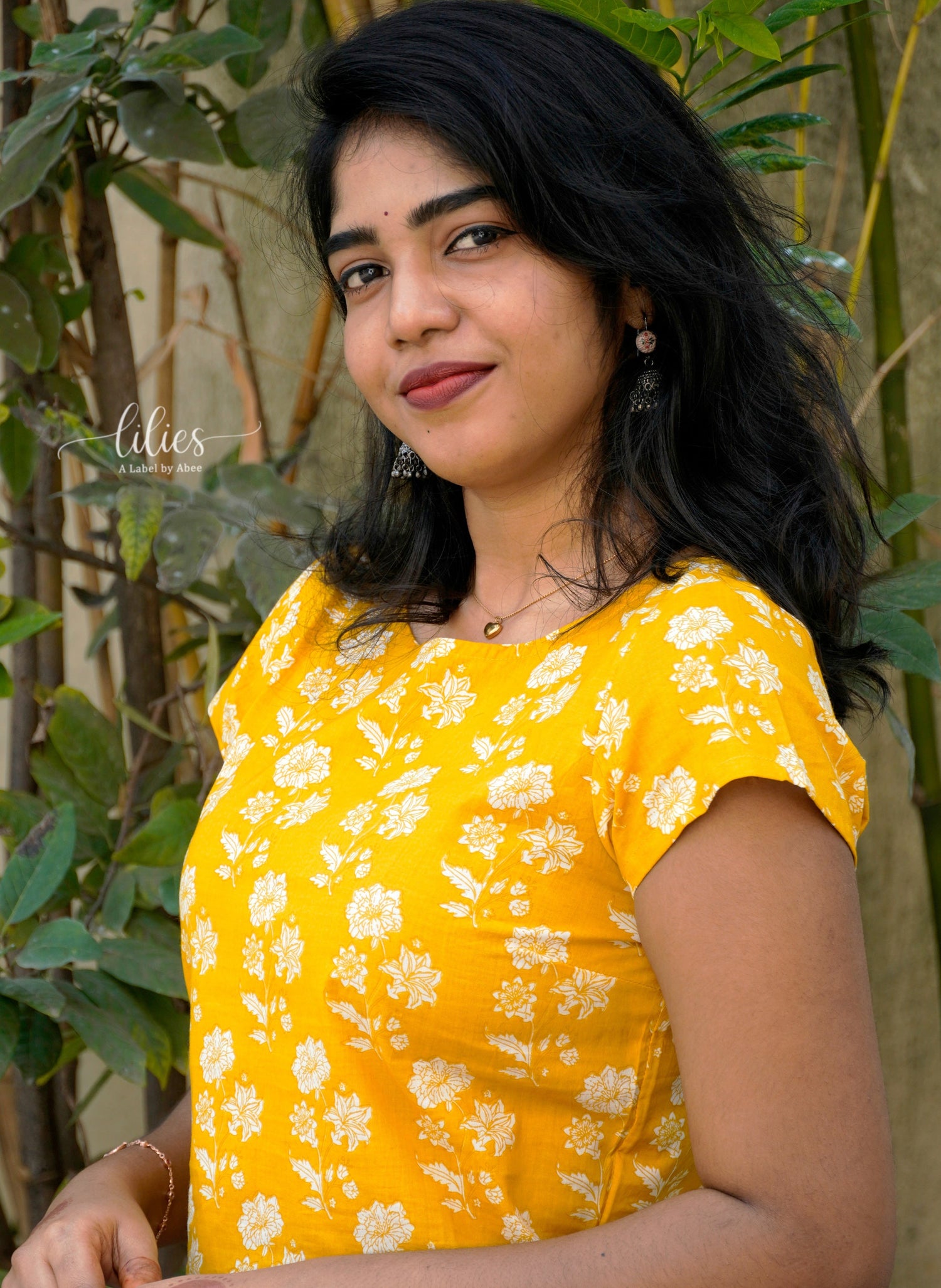 Sun Tide Crop Top - Lilies